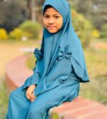 আনেয়া বেবি বোরকা এবং হিজাব সেট - টিল কালার - Image 2